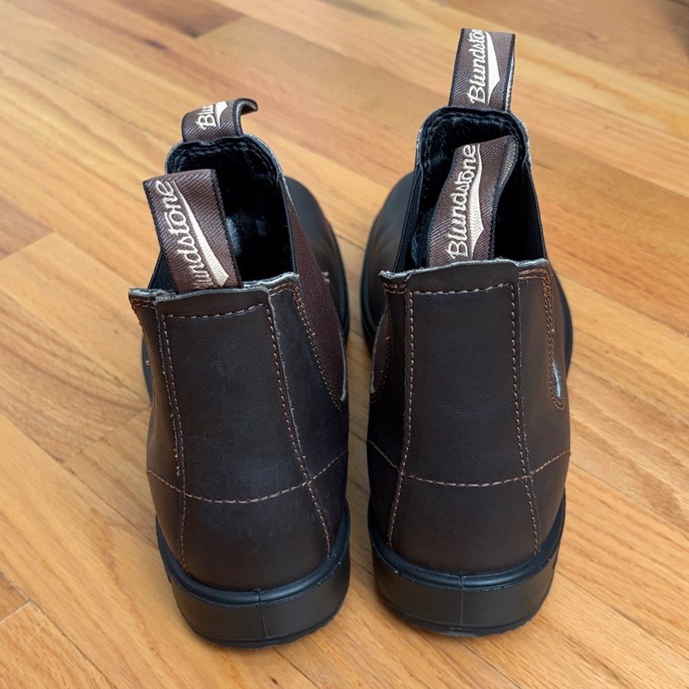 Blundstone Dark Brown Leather Boots - Picture 4 of 7